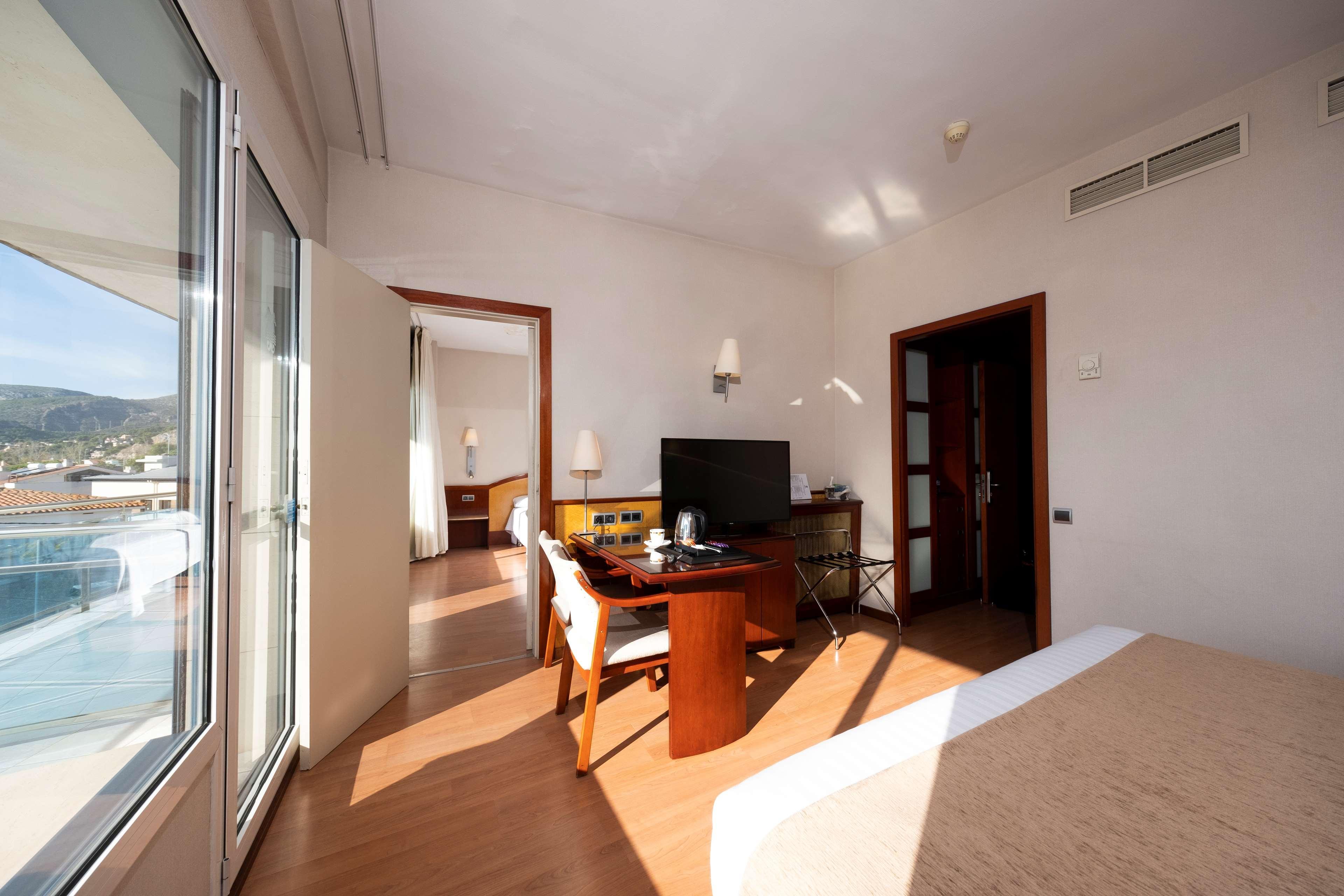 Best Western Hotel Mediterraneo Castelldefels Exterior foto