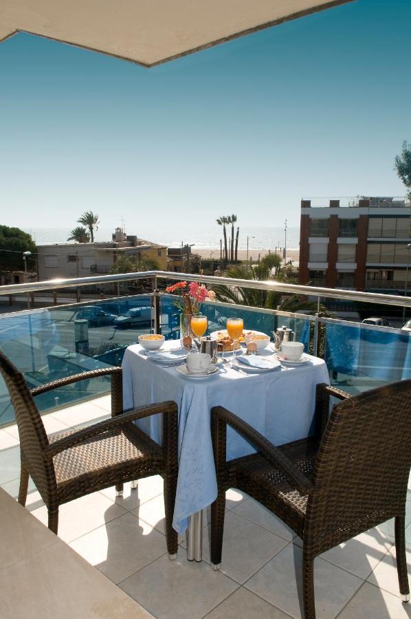 Best Western Hotel Mediterraneo Castelldefels Exterior foto